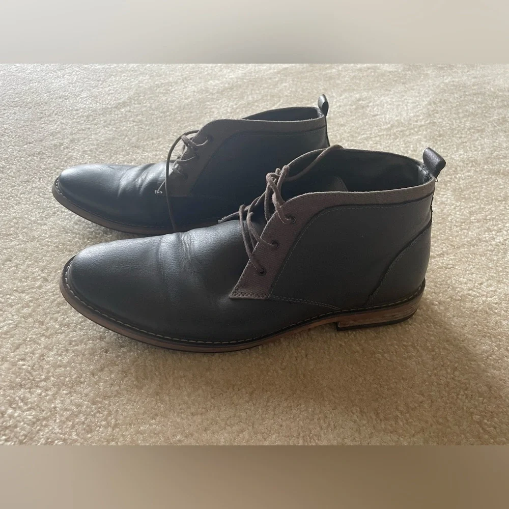 SEVEN 91 men’s chukka boots.‎ Size 10.5
